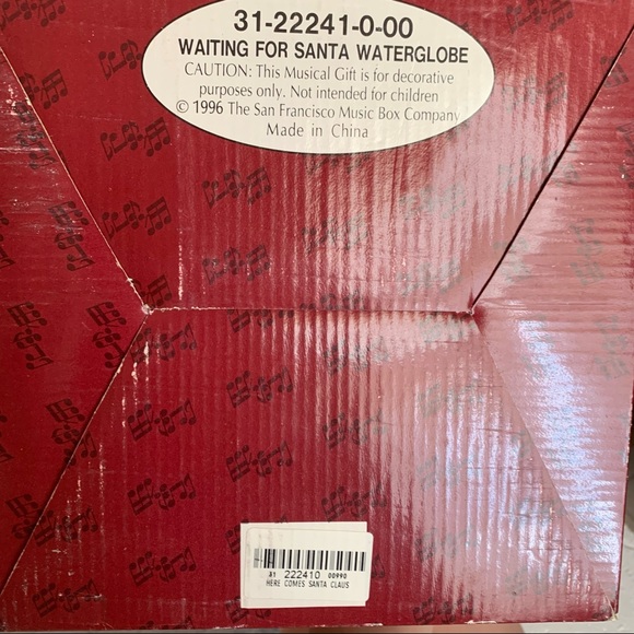 Christmas Snow Globe Waterglobe Music Box by the San Francisco Music Box Company - Picture 5 of 5